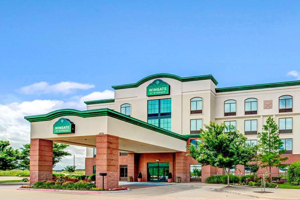 Comfort Inn & Suites Frisco East - Mckinney Экстерьер фото